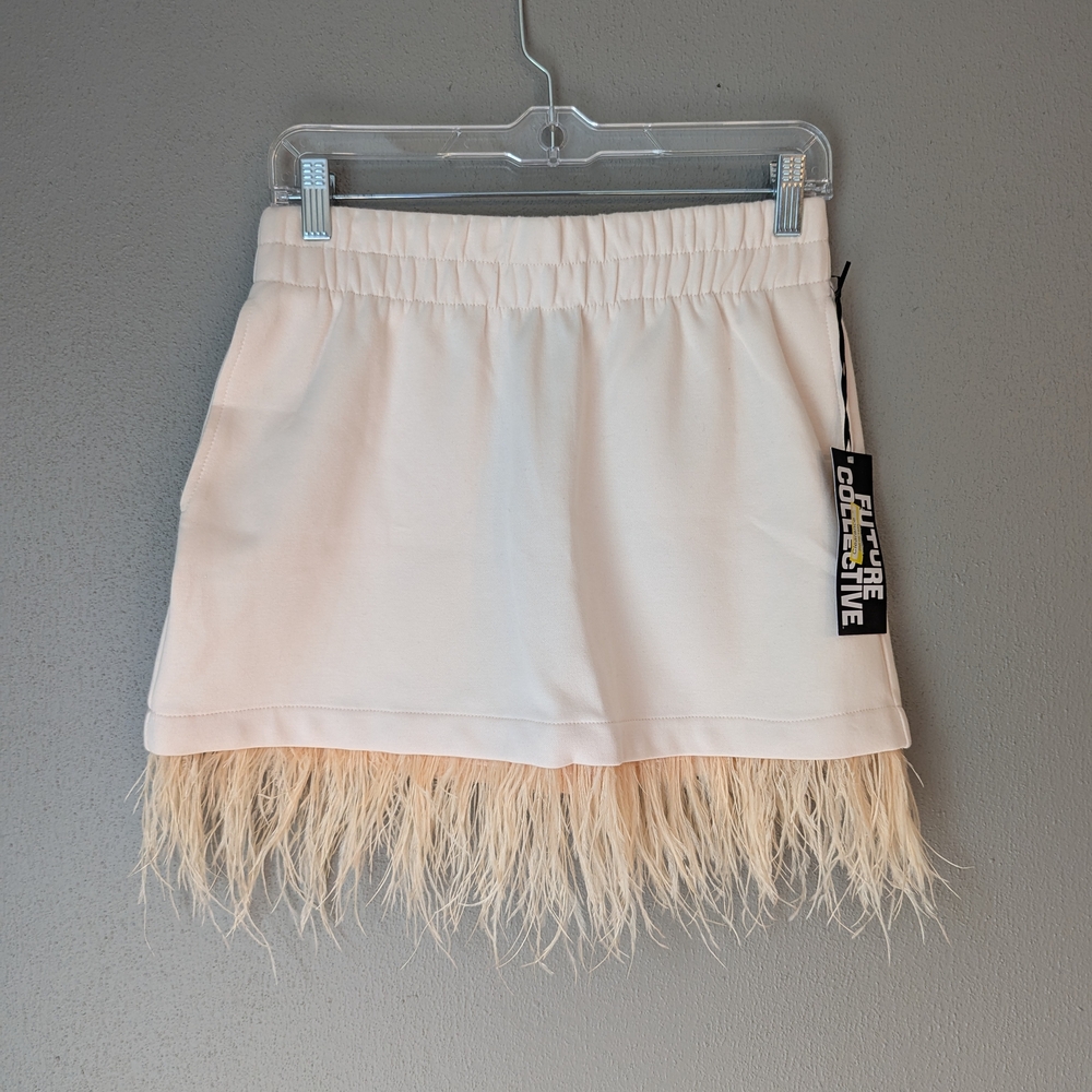 Ivory Feather Trim Mini Skirt - Contemporary Style
